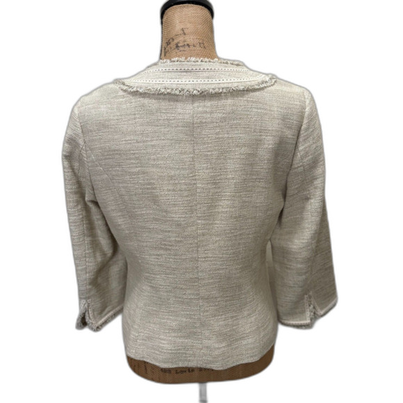 Worth Cream Tweed Zip Front Jacket Scoop Neck Chic Cropped 3/4 Sleeves Size 10 - Picture 2 of 3